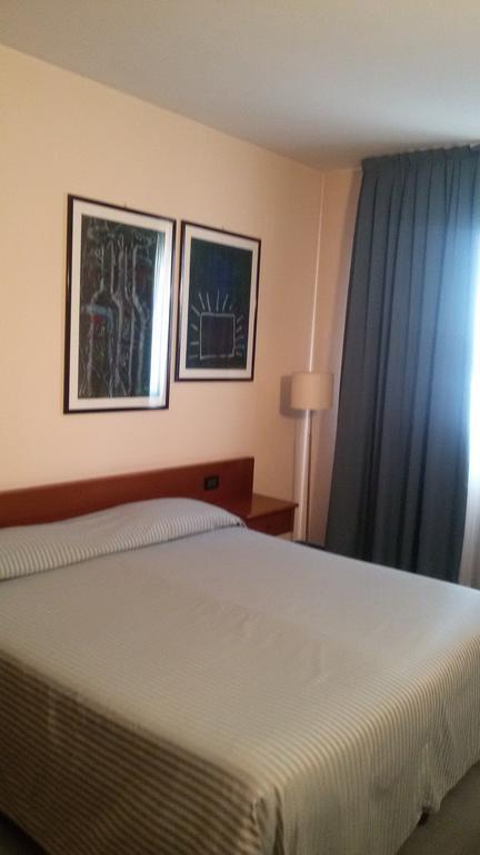 Albergo Centrale Trebaseleghe الغرفة الصورة